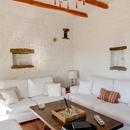 Danae By The Sea Villa