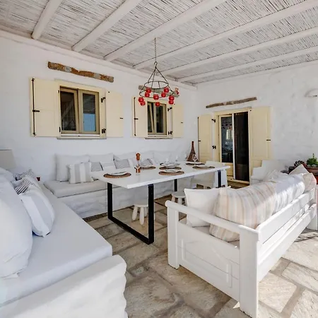 Villa Danae By The Sea